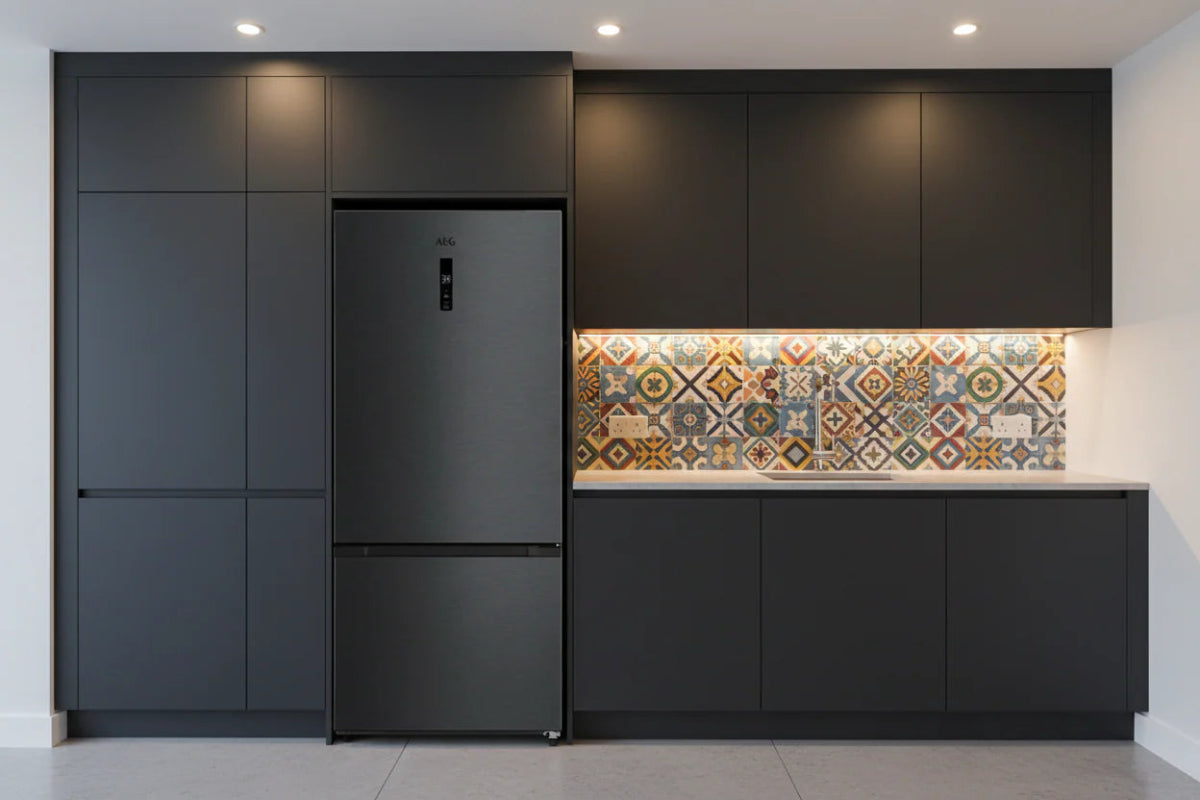 AEG AEGZA680BF1 Fridge/Freezer