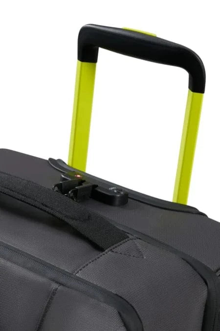 American Tourister Trolley Duffle American Tourister Urban Track Duffle with Wheels 78.5cm