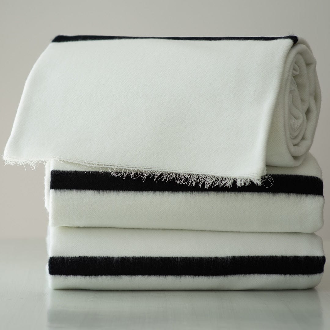 ARANDA blanket Aranda Ingcawe Xhosa 180x200cm White/Black IN28Z (7804058894425)