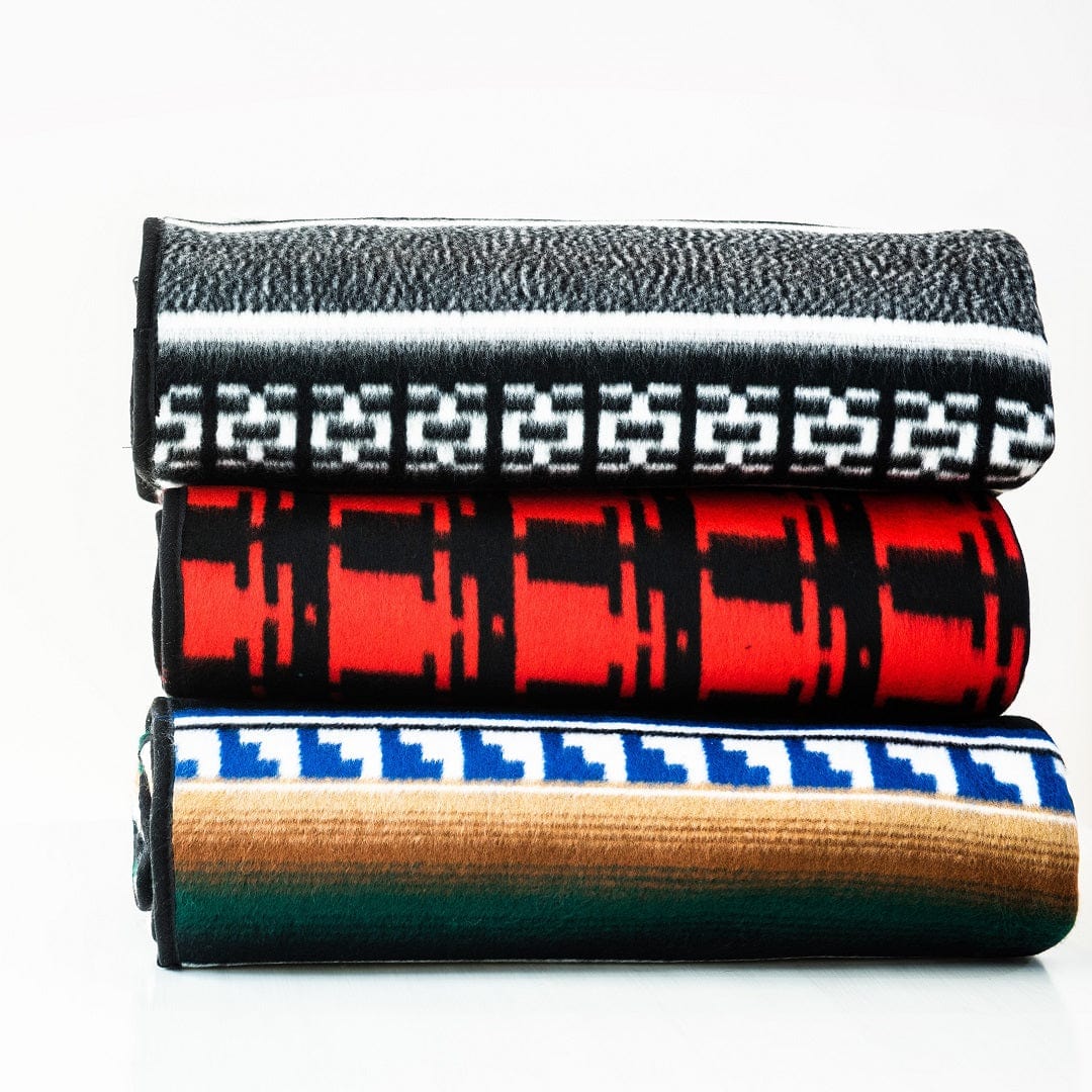 ARANDA blanket Aranda Ukhamba Blanket 155x165cm Black/Scarlet SGJ3381001Z (7813818417241)