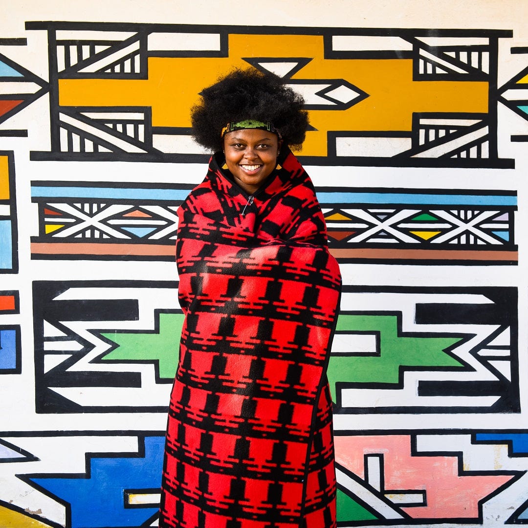 ARANDA blanket Aranda Ukhamba Blanket 155x165cm Black/Scarlet SGJ3381001Z (7813818417241)