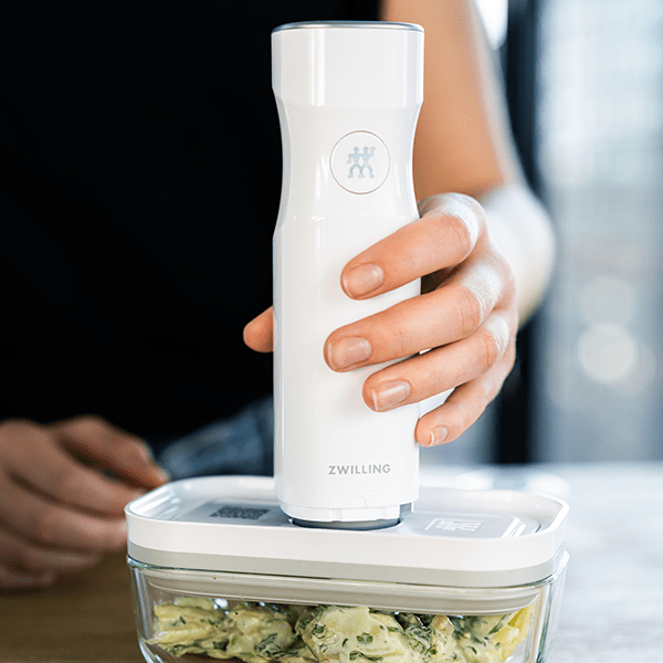 Zwilling Vacuum Pump Zwilling Fresh & Save Vacuum Pump With Charging Cap White (7040947880025)