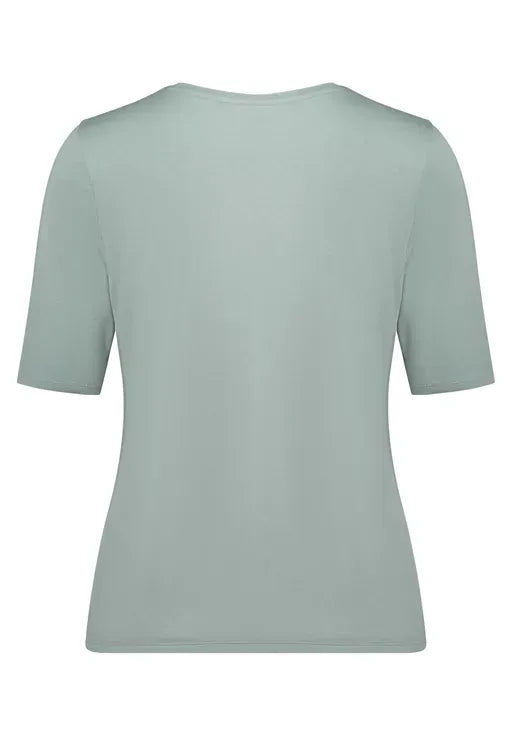 Betty Barclay Shirts Betty Barclay Ladies Basic short-sleeved shirt-Chinois Green 2746/2063