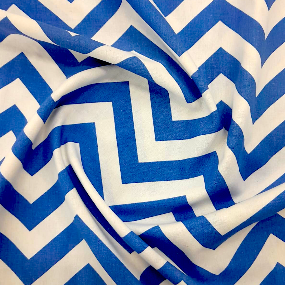 Fabric 100% Printed Poly Cotton Chevron 137 cm