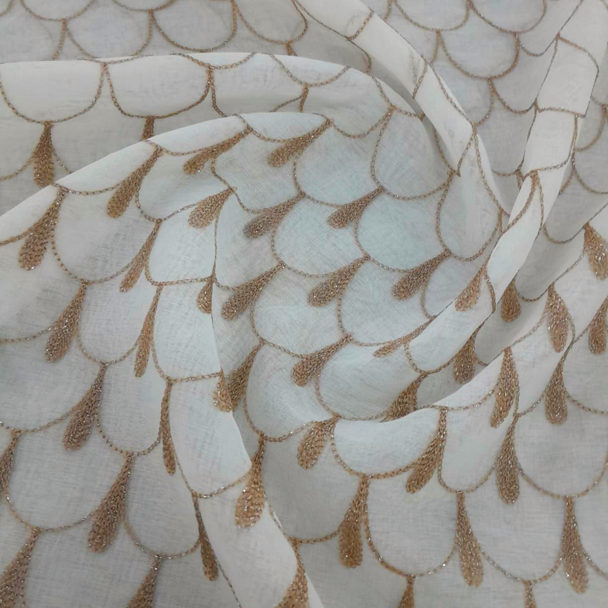 Fabric Embroidery Voile Fish Scale Brown 280 cm