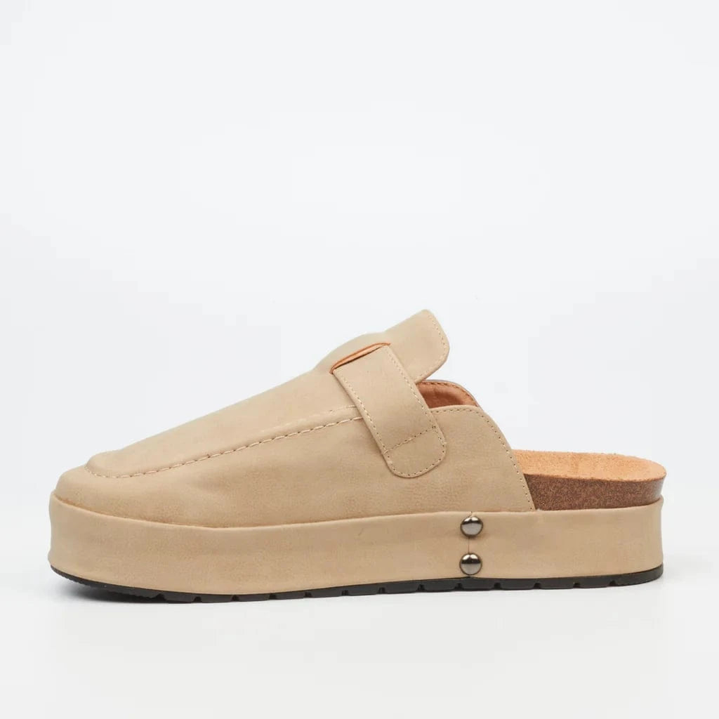 Butterfly Feet Ladies Sandals Butterfly Feet Aruna 1 Sandal - Beige