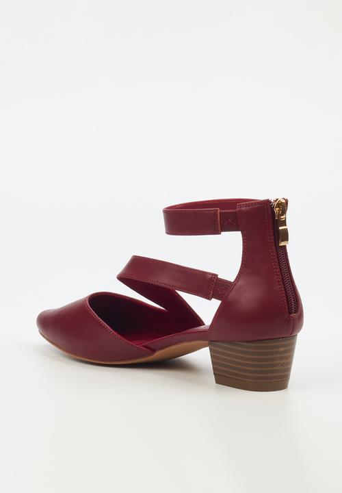 Butterfly Feet Sandals Butterfly Feet Women's Sling 9 Block Heel Red (7790310785113)