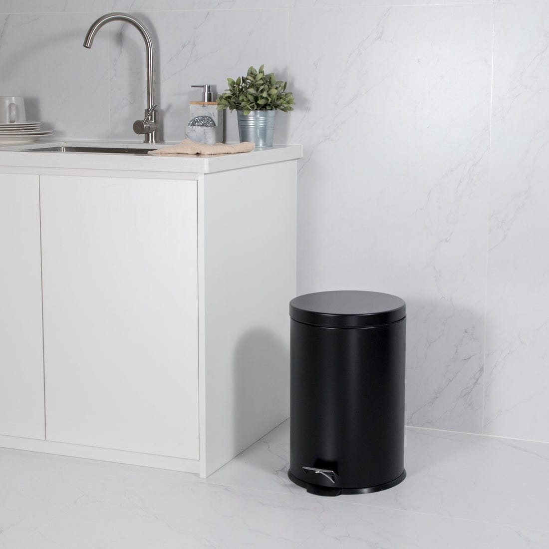 CASA DUST BIN Casa Roma 20L Steel Pedal Bin Black Matte KB7035-20LB (7616070516825)