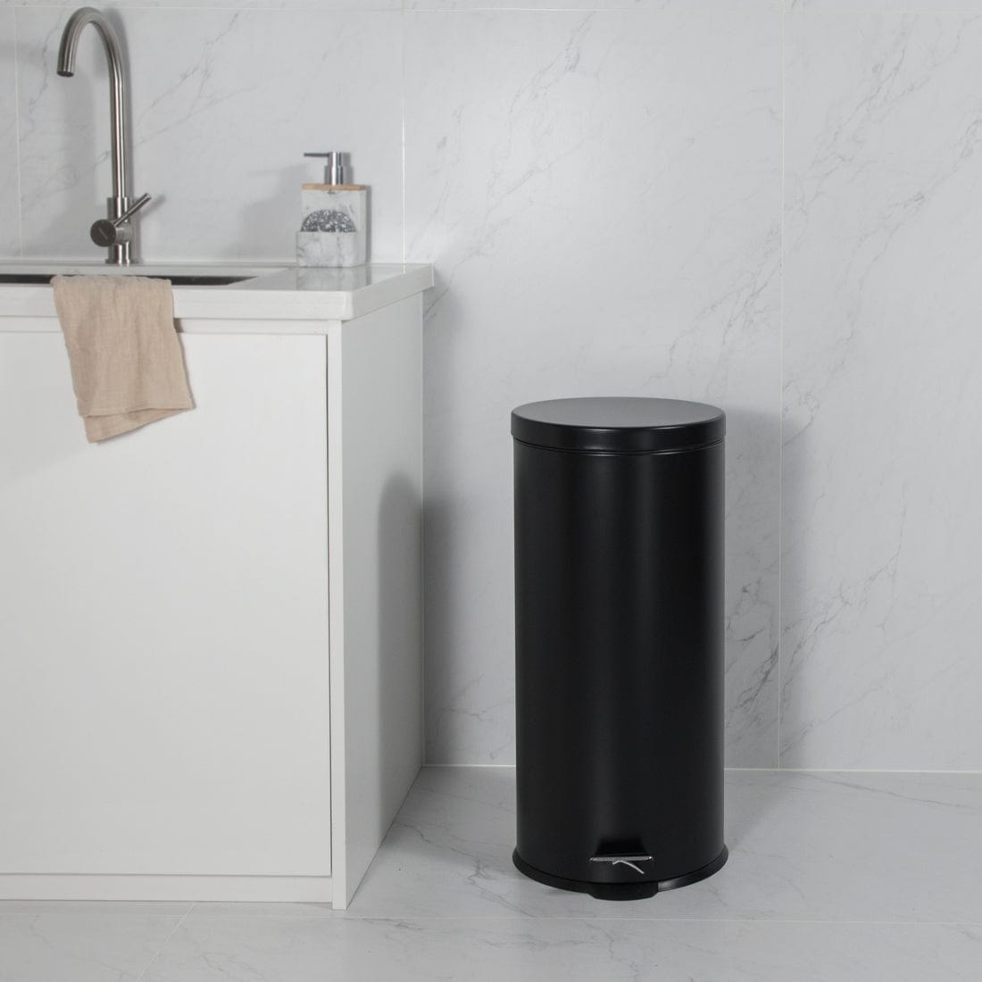 CASA DUST BIN Casa Roma 30L Steel Pedal Bin Black Matte KB7035-30LB (7616105906265)