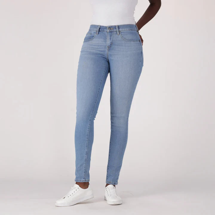 Levi's Women'S Curvy Skinny - Med Indigo - Worn In
