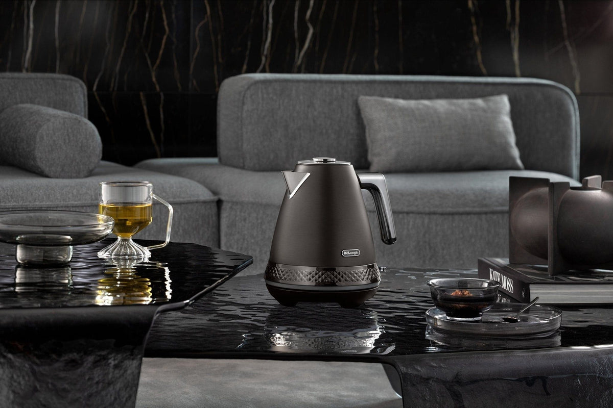 Delonghi Diadema Cordless Kettle 1,7L Black KBV3001.BK.