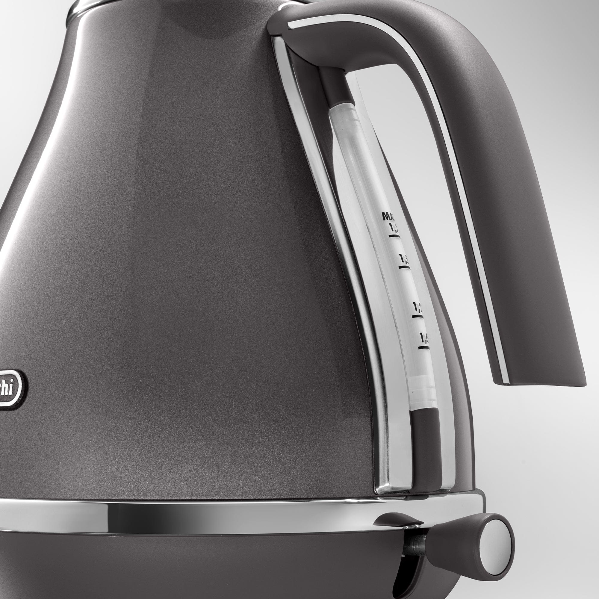 Delonghi KETTLE Delonghi Icona Metallics Electric Kettle Grey KBOT3001.GY