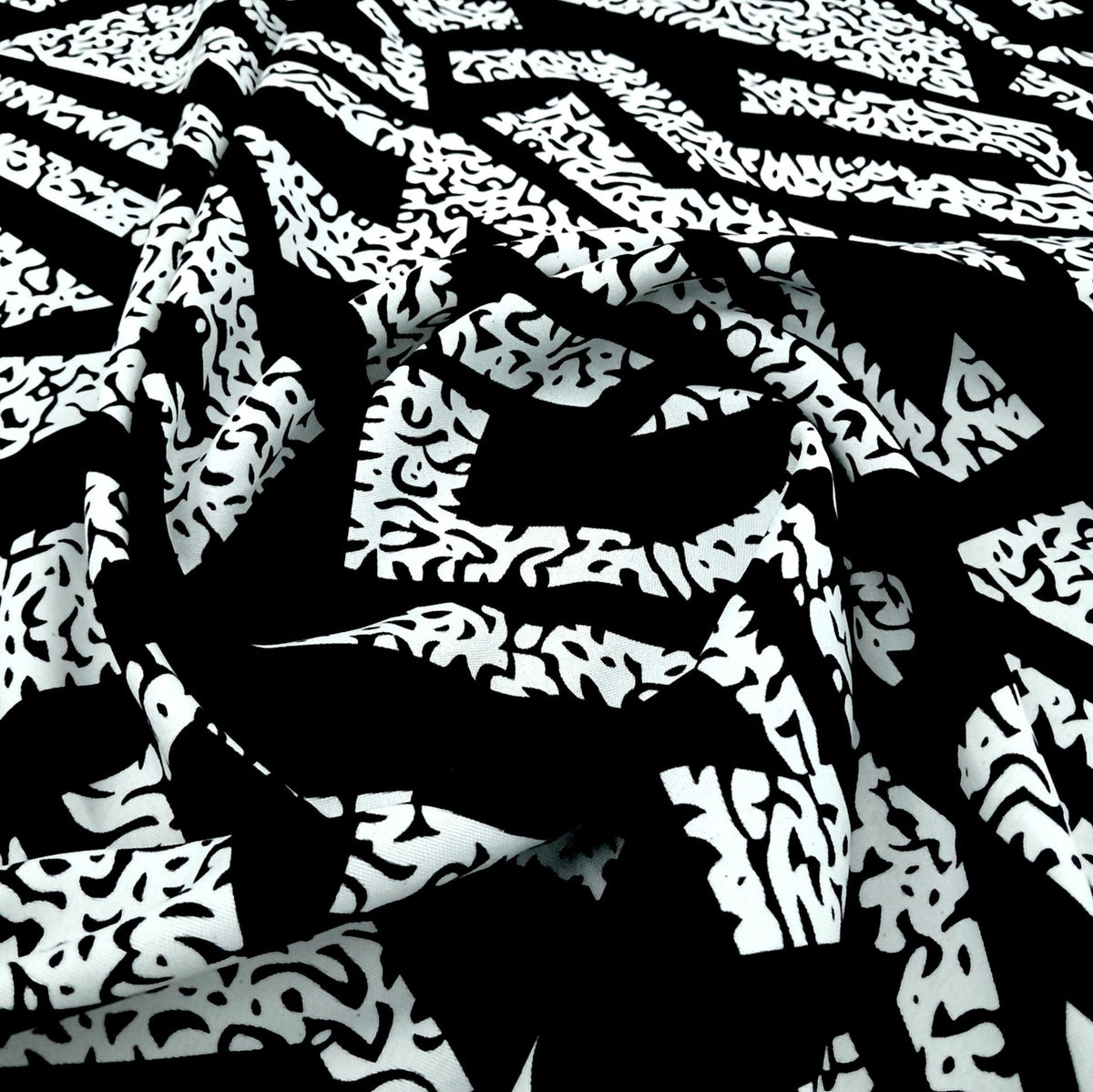 Printed Mini Matt MaXhosa Pattern  140 cm