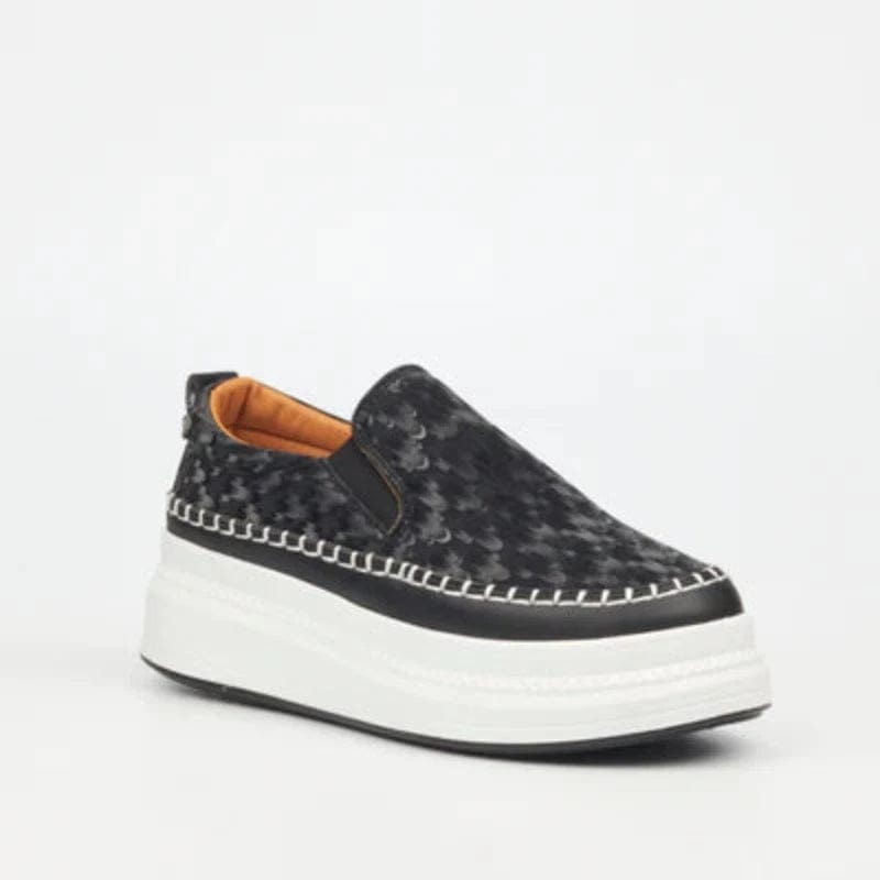 Butterflyfeet Butterflyfeet Ladies Tekkies (7522565128281)