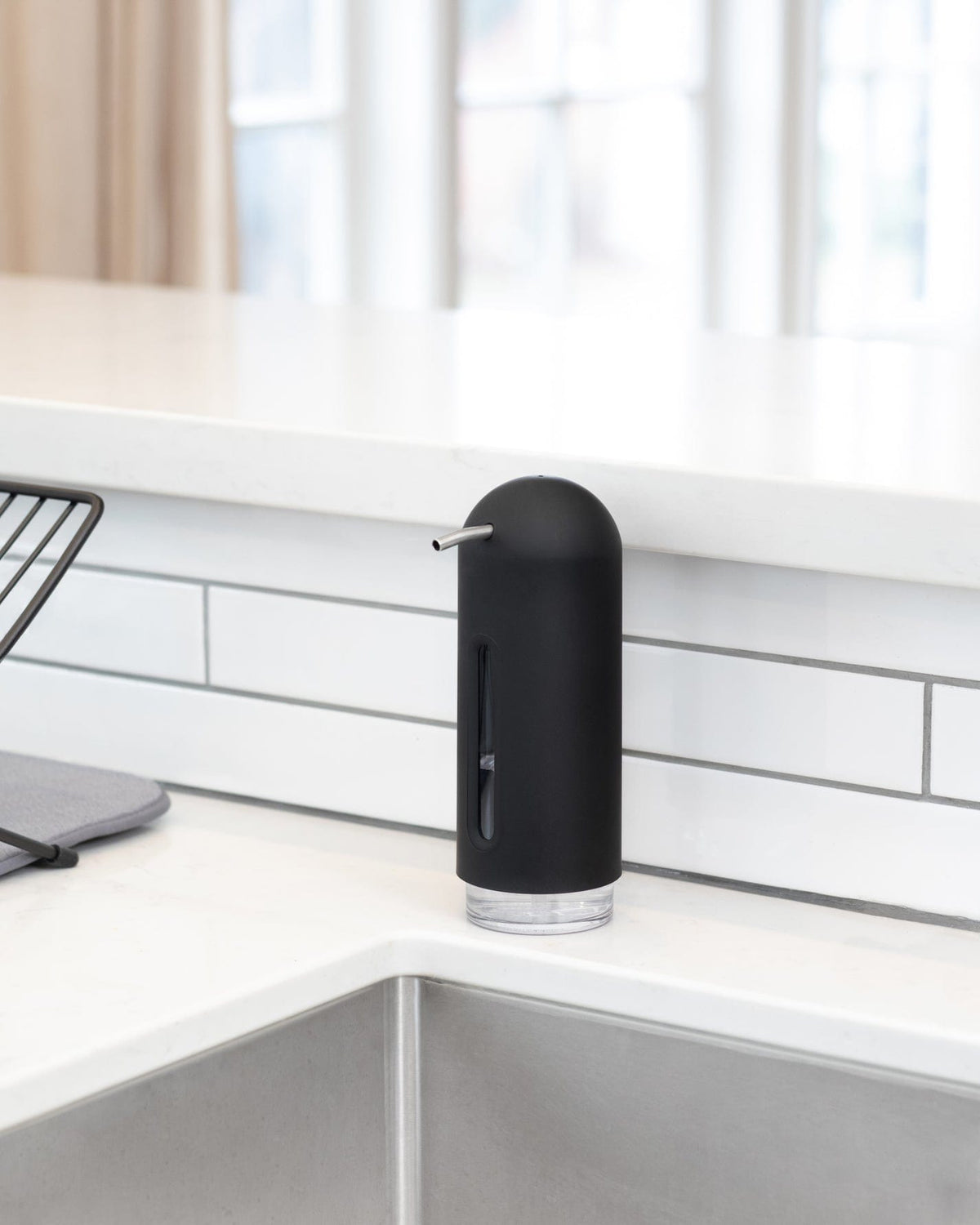 Umbra Cleaner Umbra Penguin Pump Black UMB330190040 (7399207436377)