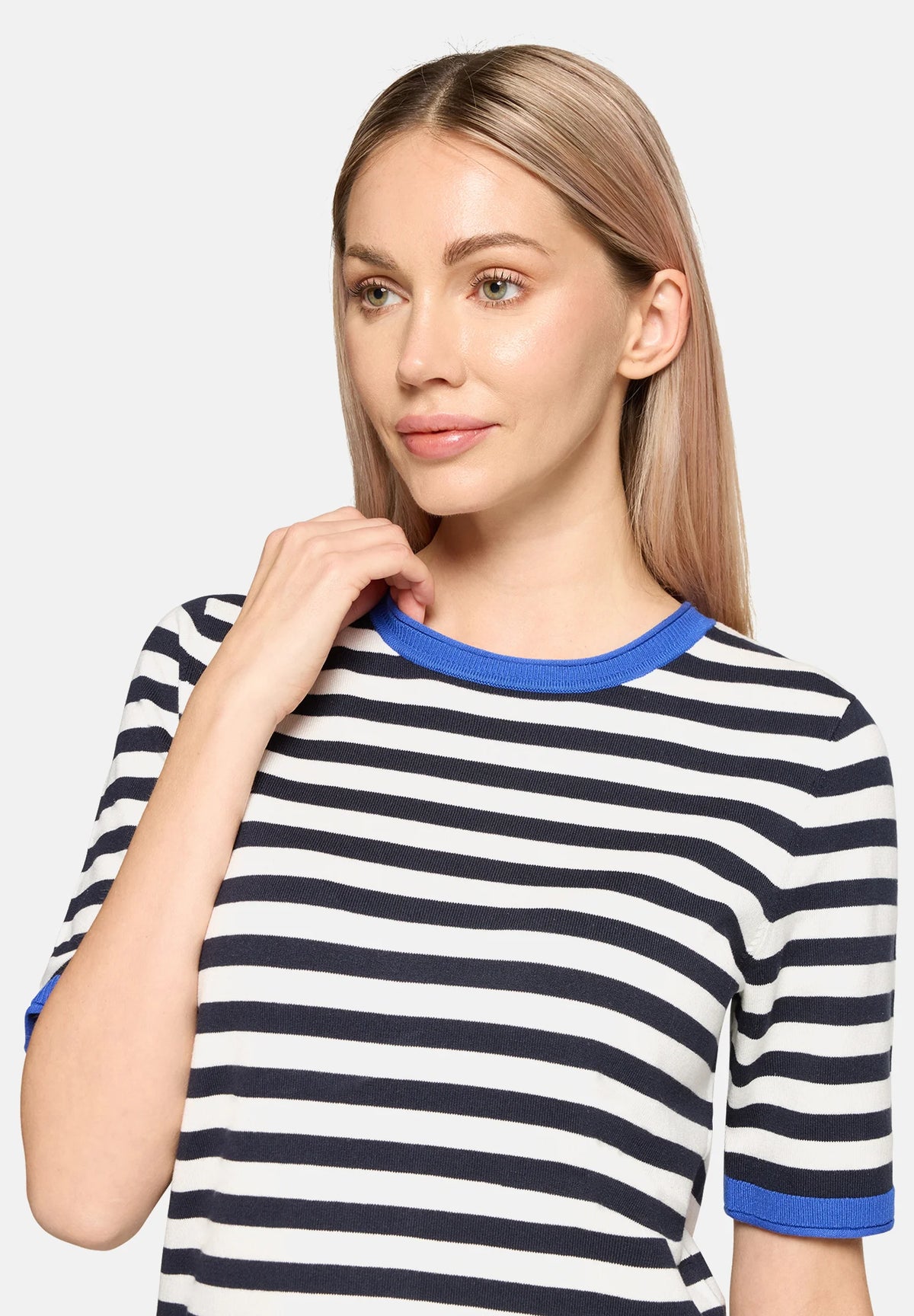 Betty Barclay Ladies Basic Short Sleeved Knitted Pullover-Patch Dark Blue/Blue 5416/1440