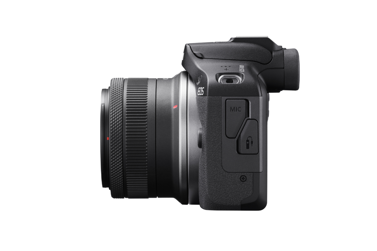 Canon EOS R100+RFS18-45mm Travel kit.