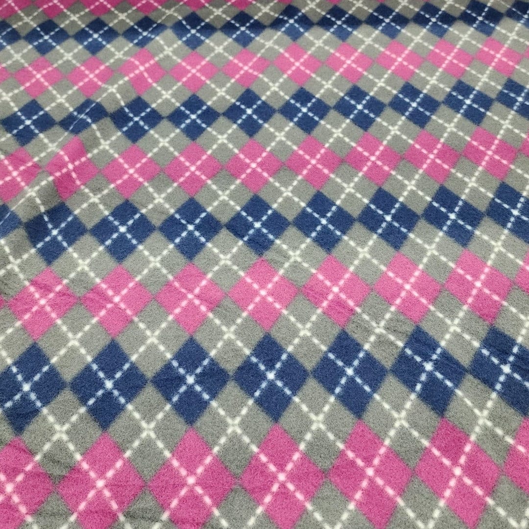 Fleece Blankets Printed Polar Fleece Fabric Grey/Pink Checks 150cm (7524278272089)