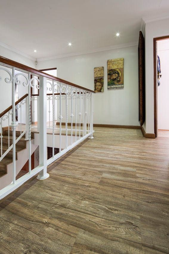 Fin Floor Laminate Flooring Fin Floor AGT Supreme Laminate Floor Autumn Oak