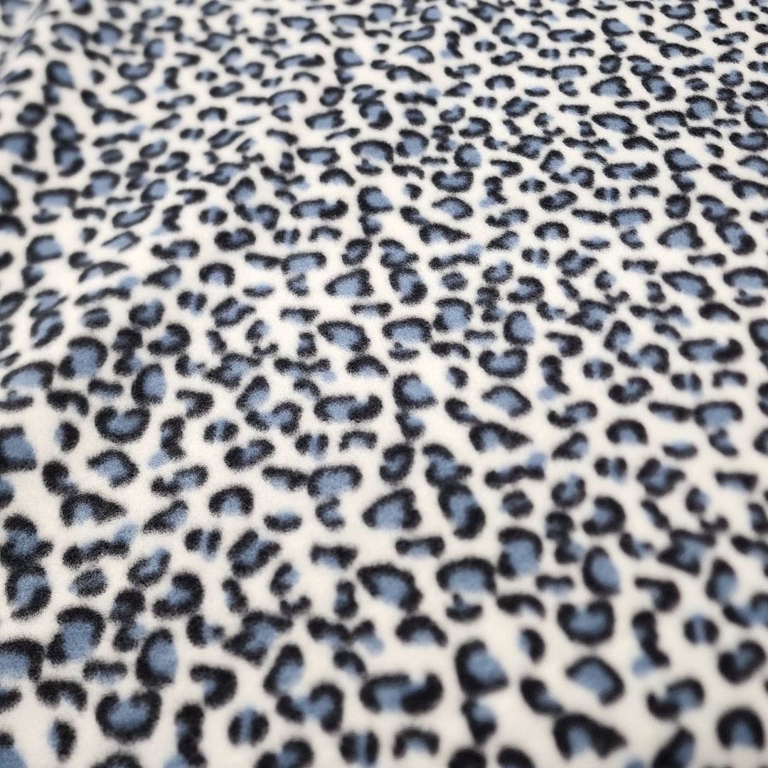Fleece Blankets Printed Polar Fleece Fabric 150 cm White/Blue Leopard