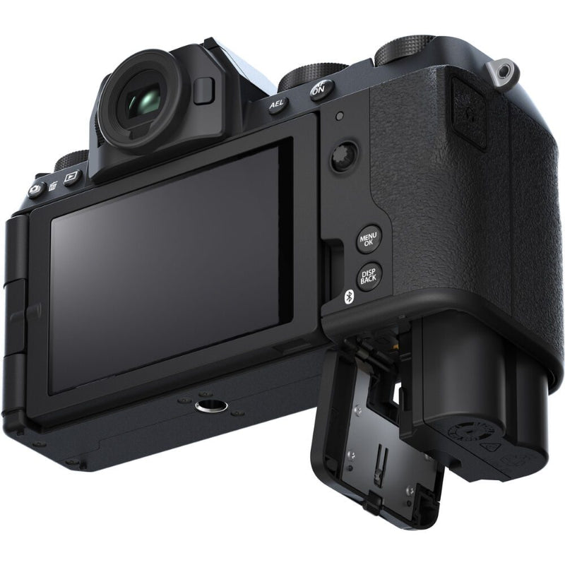 Fujifilm X-S20 + 16-50mm Mirrorless Camera.
