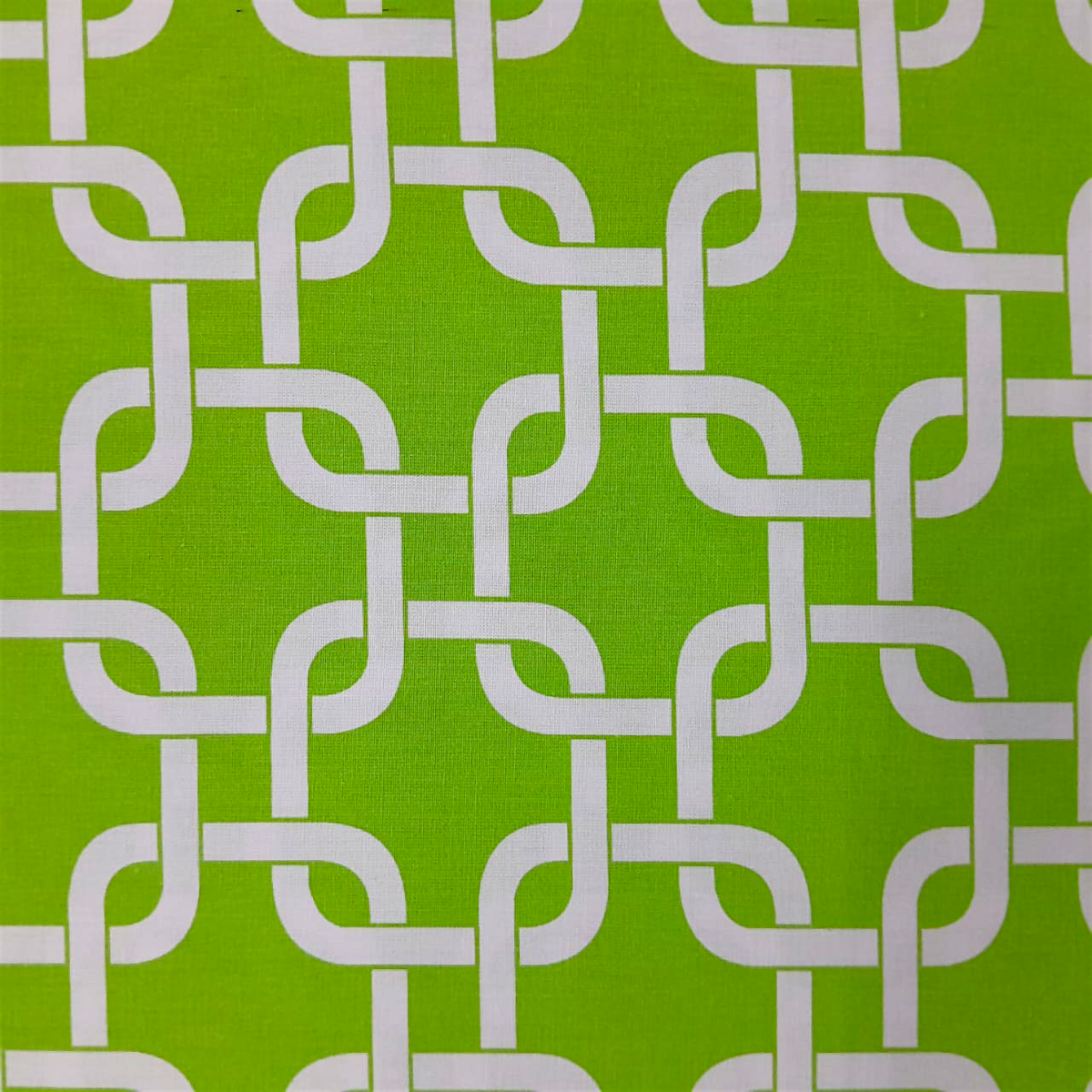 Fabric Printed Cotton Chain Reaction 140 cm.