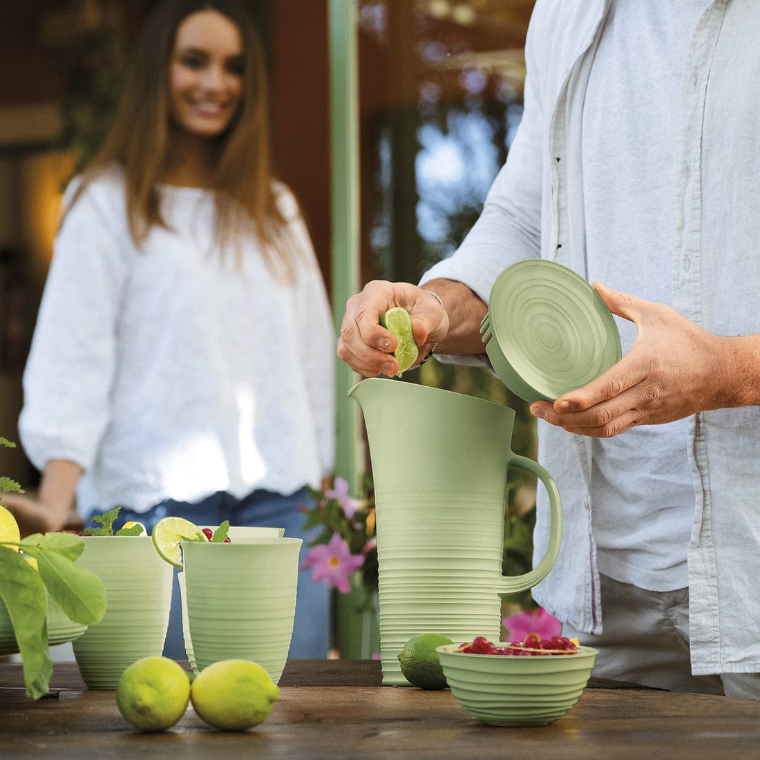 Guzzini Pitcher Guzzini Pitcher With Lid Tierra 1.8L Seaweed Green GZ181701257