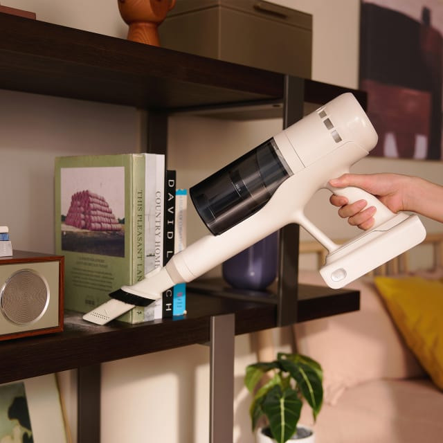 Roborock H60 Essential Cordless Stick Vacuum White.