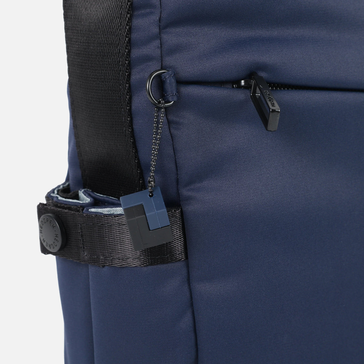 Hedgren Ladies Handbags Hedgren Women's Gravity Medium Crossover (7777518846041)