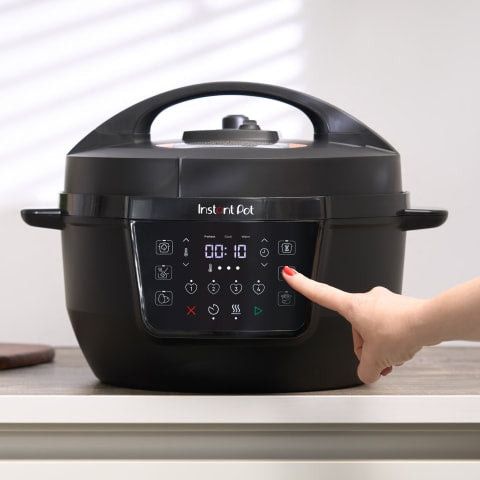 INSTANT POT Pressure Cooker Instant Pot XL Wide 7-in-1 Multi-Cooker 140-0019-01-SA