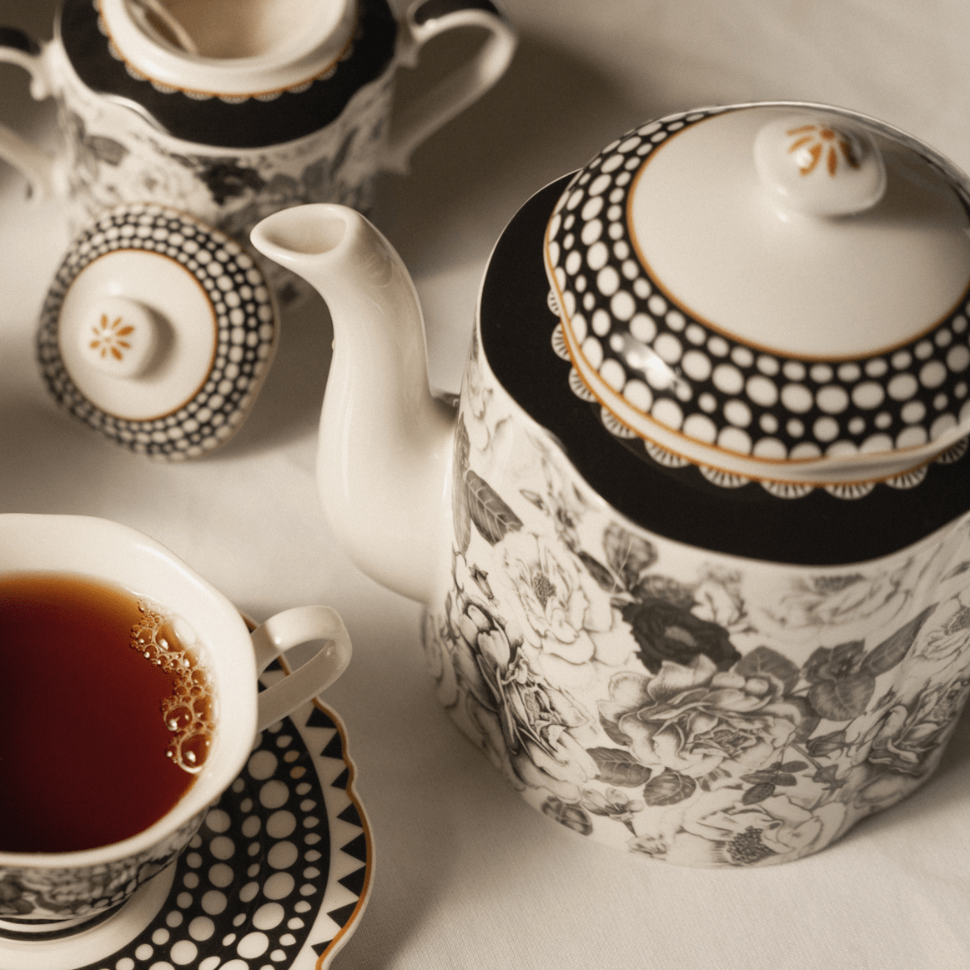 Jenna Clifford Teapot Jenna Clifford Black Rose Tea Pot 1200ml JC-7237 (7140052664409)