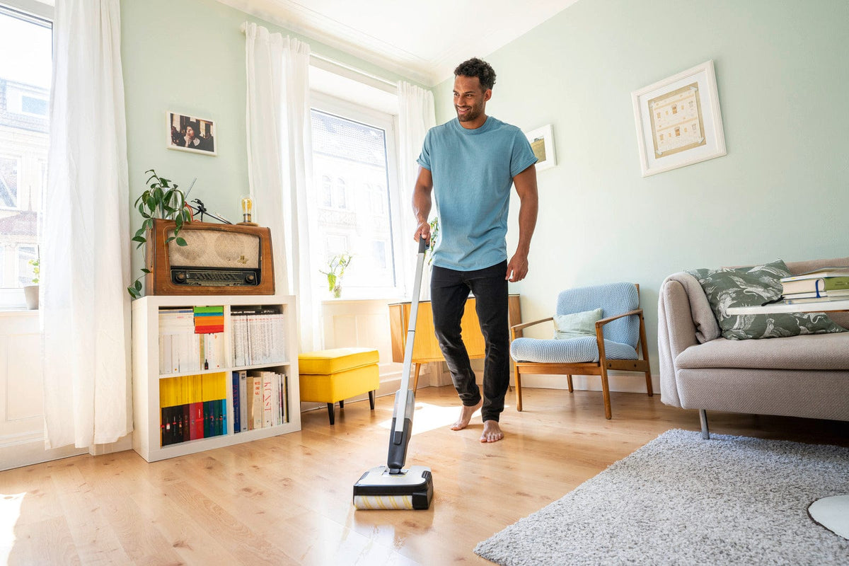 KARCHER Cleaner Karcher Hard Floor Cleaner FC 2-4 Battery Set 1.056-200.0 (7528782102617)