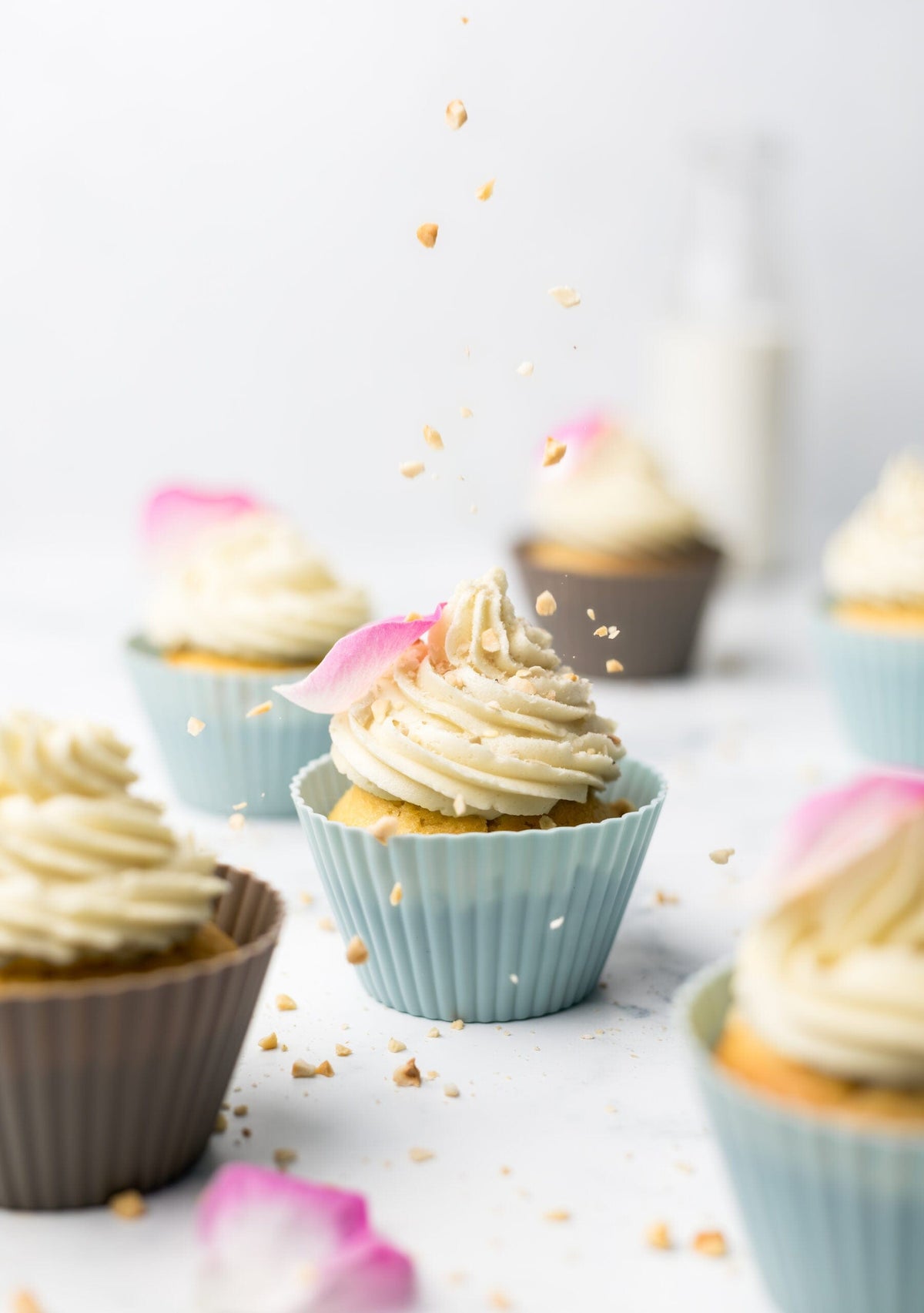 Kitchen Inspire CUTLERY Kitchen Inspire Muffin Moulds 8pce Large 501204 (7335479312473)