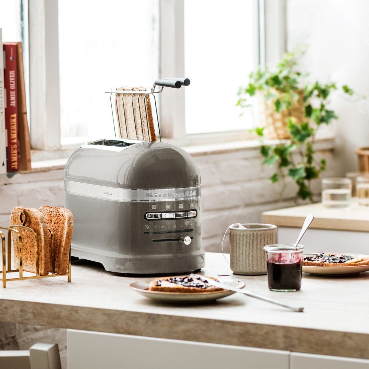 KitchenAid TOASTER KitchenAid Artisan 1250W 2 Slice Automatic Toaster Medallion Silver 5KMT2204EMS