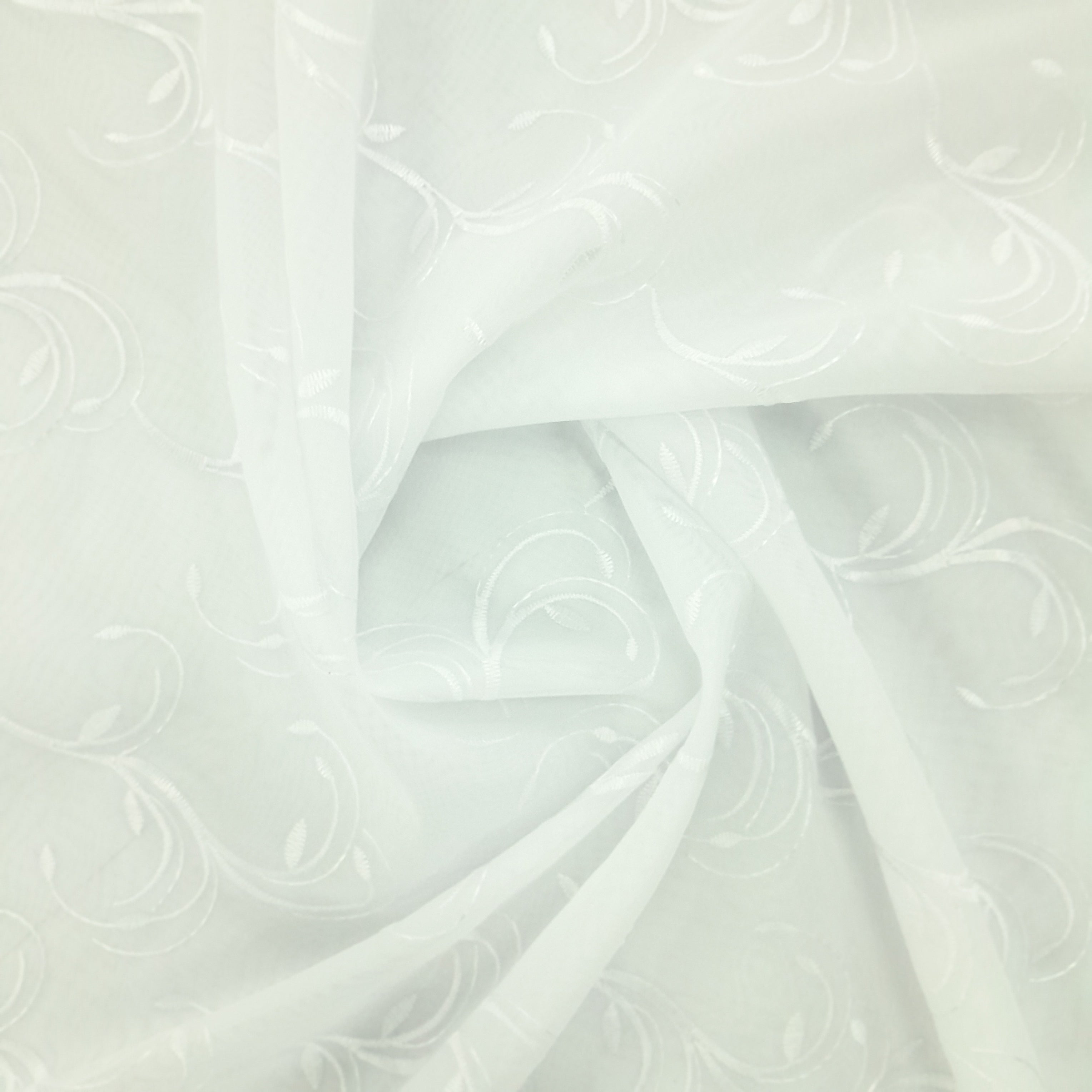 Korteks Textiles Lace & Voile Fabrics White Voile Lace Whispering Threads White Emb 120 cm