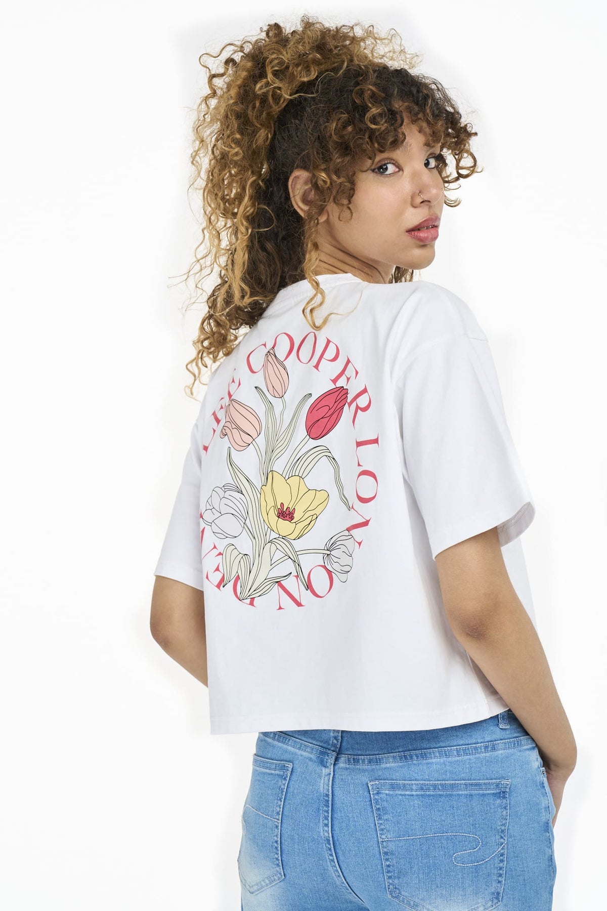 Lee Cooper Ladie's Sibusiso T-Shirt-White LCS2606042.