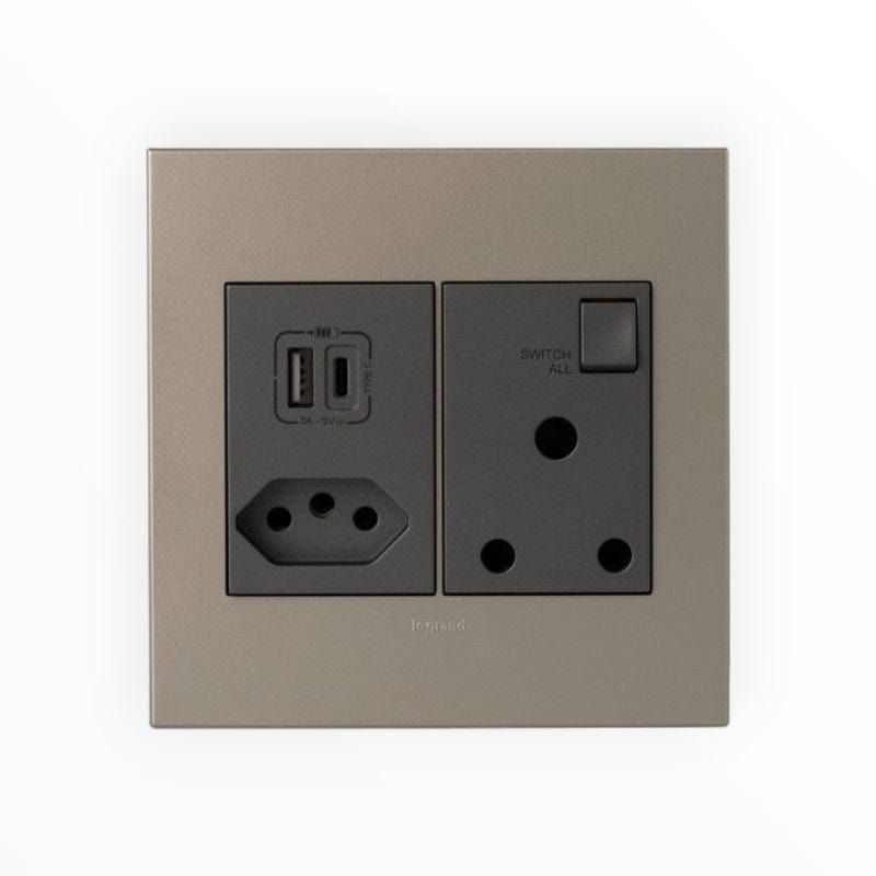 Legrand Plug Legrand Arteor  RSA Sockets + Type A & C USB Monobloc 4x4 Champagne/Magnesium PMONU44MCH