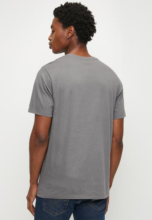 Levis T Shirt Short sleeve Classic Pocket Tee - 36 Smoked Pearl