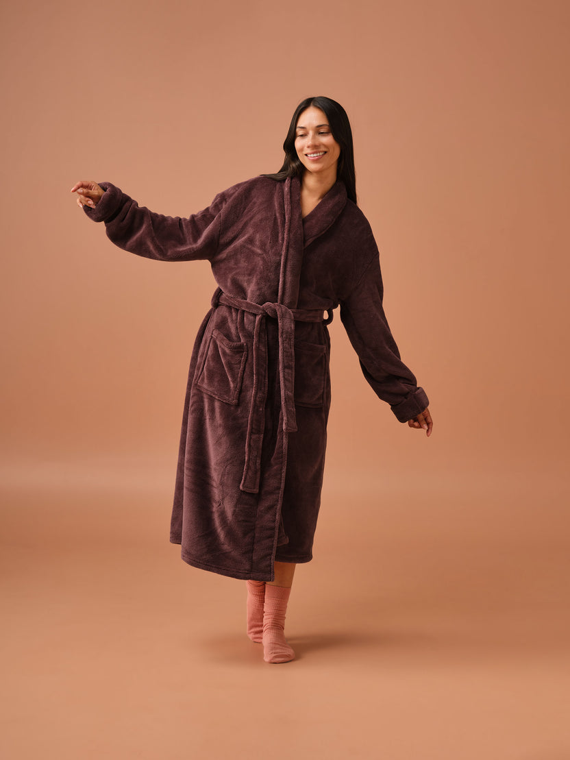Linen House Bathrobe Plush Plum.