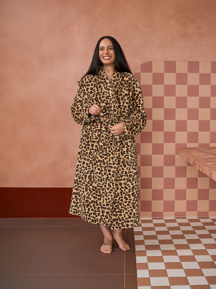 Linen House Bathrobe Plush Caramel Leopard
