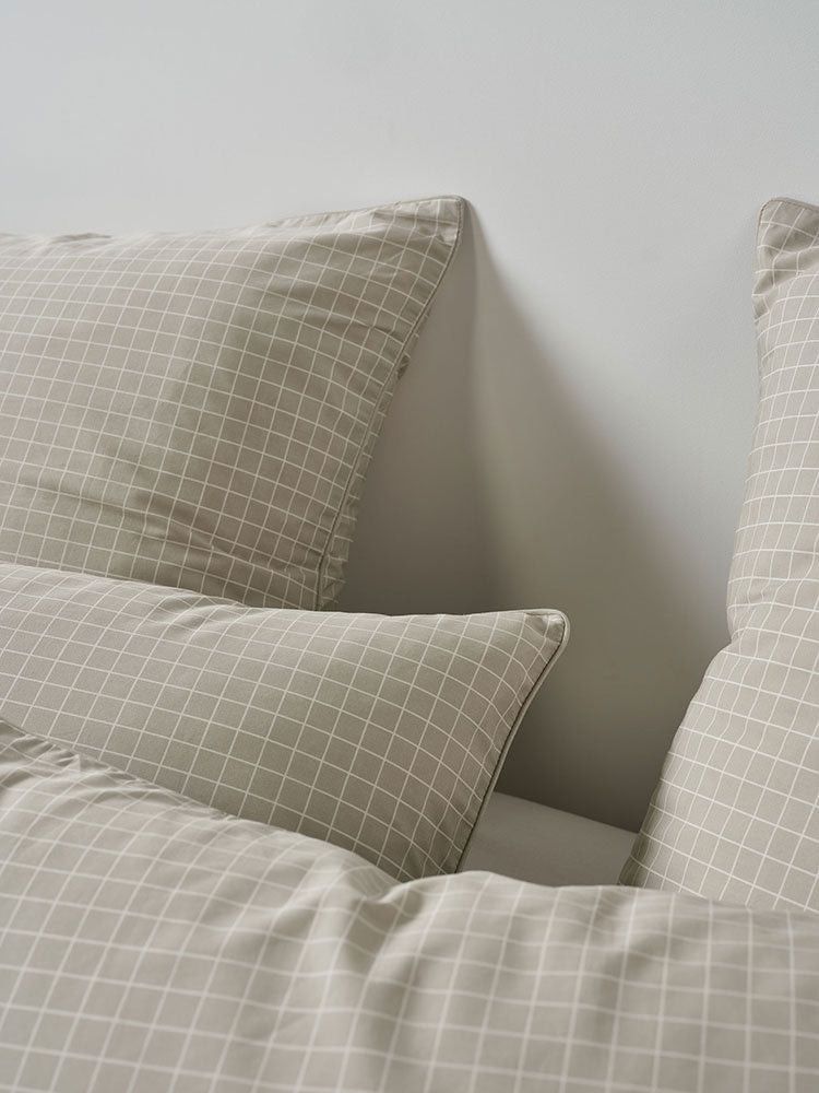 Linen House Pebble Volley Check Duvet Cover Set.