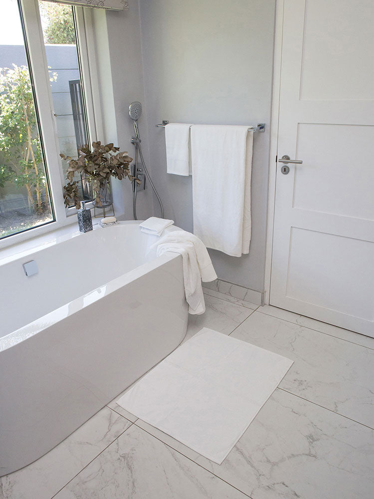 Linen House Plush White Towel Collection 550gsm