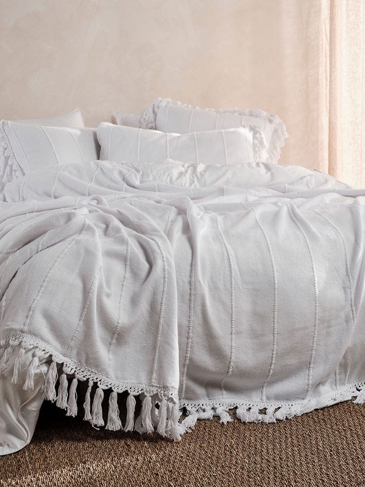 Linen House BEDSPREAD Linen House Brenda White Bed Cover 260x240 (7400108687449)