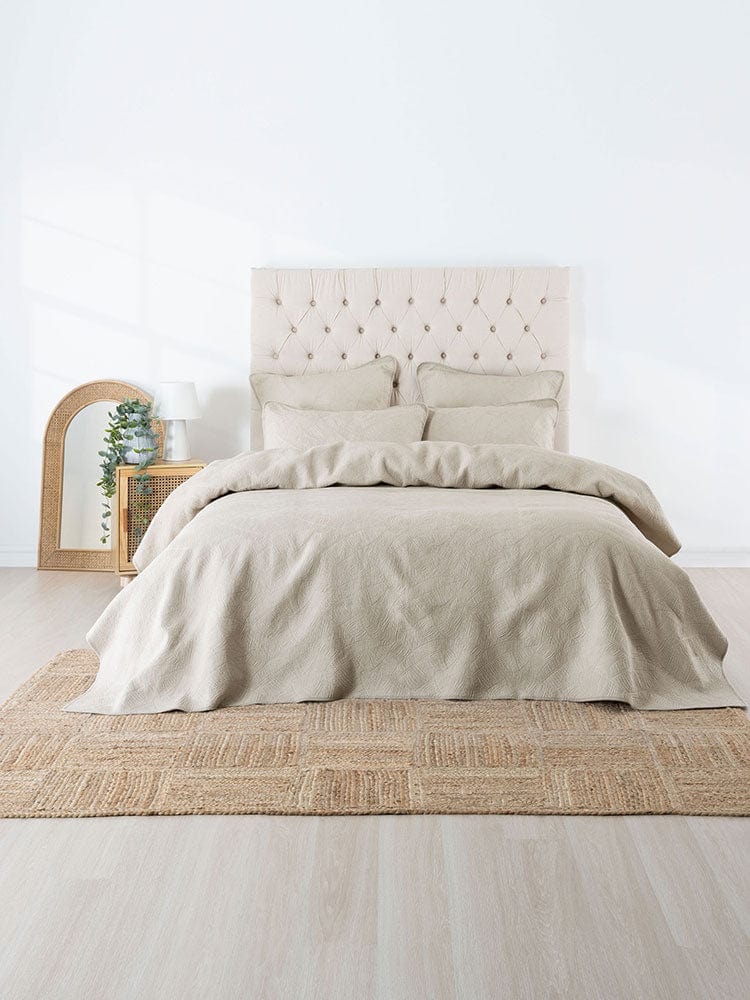 Linen House BEDSPREAD Single/3/4  180x260 Linen House Coverlet Quilt Set Oatmeal Manon (7445892300889)