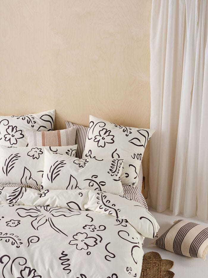 Linen House Duvet Cover Linen House Vanilla Kenzi Duvet Cover Set