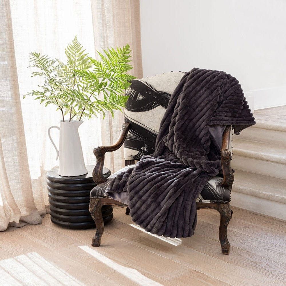 Linen House Fur Throw Linen House Decadence Fur Throw 150x200cm Moonstone