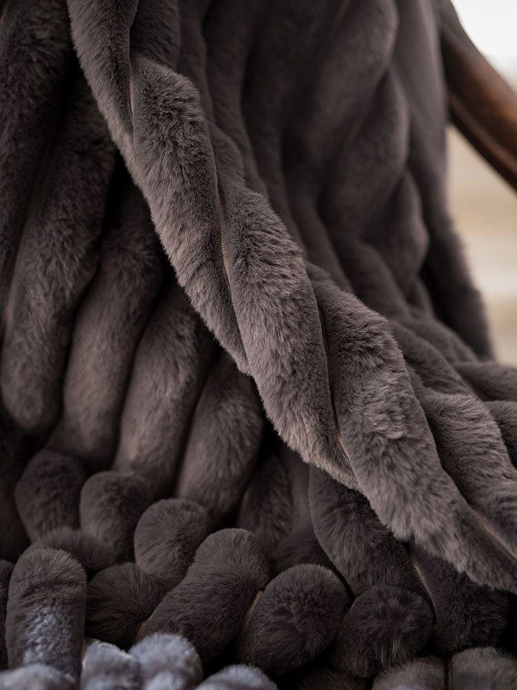 Linen House Fur Throw Linen House Decadence Fur Throw 150x200cm Moonstone