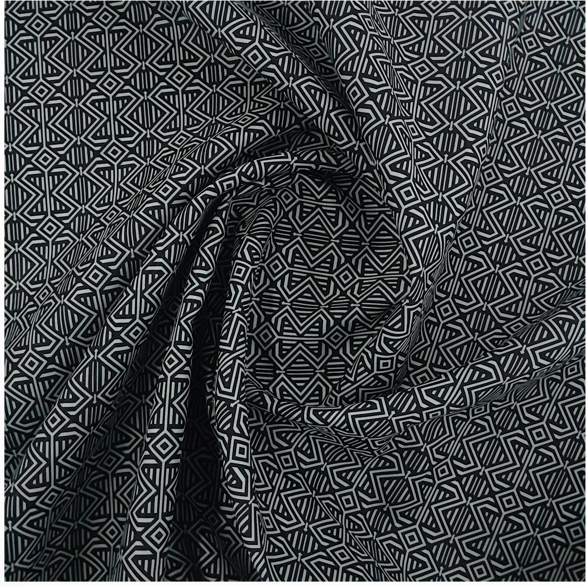 LOOM CRAFT Mini Matt Fabric Printed Mini Matt MaXhosa Ixhosa 140 cm