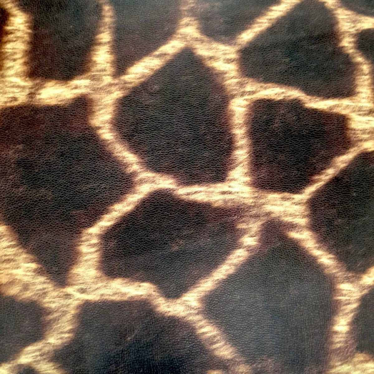 LOOM CRAFT Upholstery Fabric Upholstery Printed Vinyl Giraffe Skin 145 cm