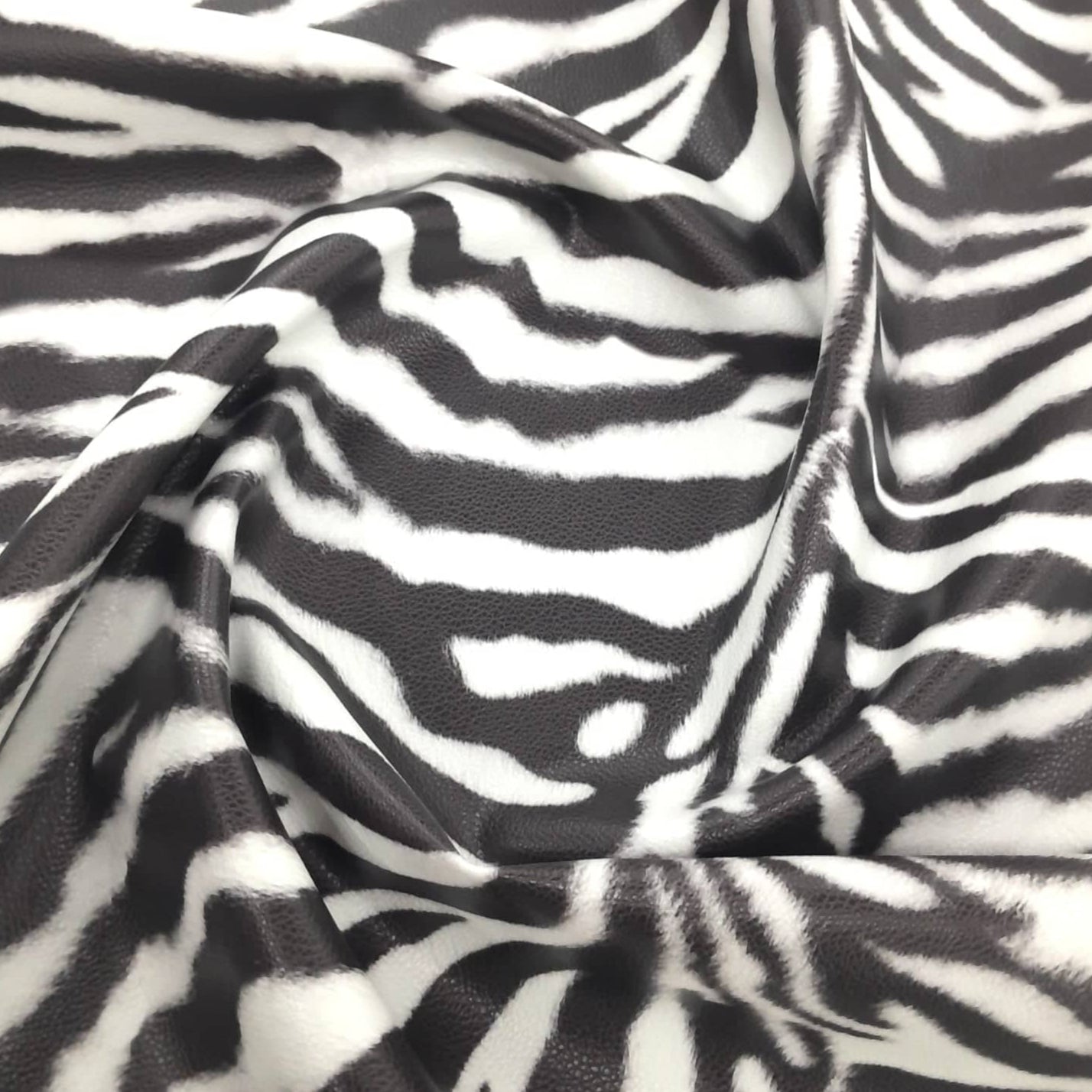 LOOM CRAFT Upholstery Fabric Upholstery Printed Vinyl Zebra Skin 145 cm
